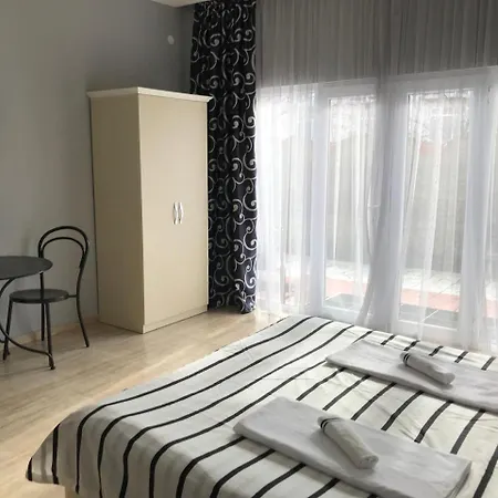 Natia Apartments 500 Kobuleti Exterior photo